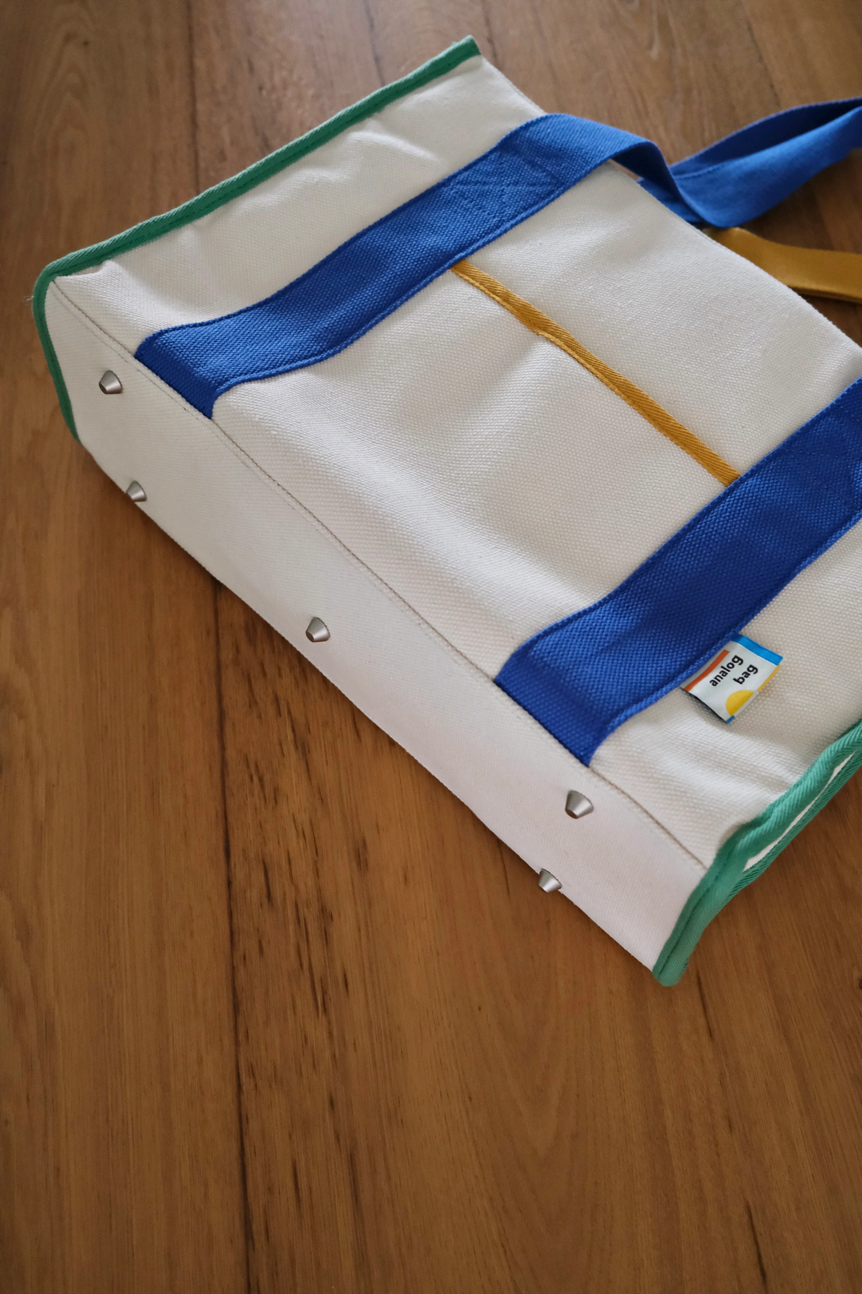 No.1 Laptop Tote V2 - Image 9
