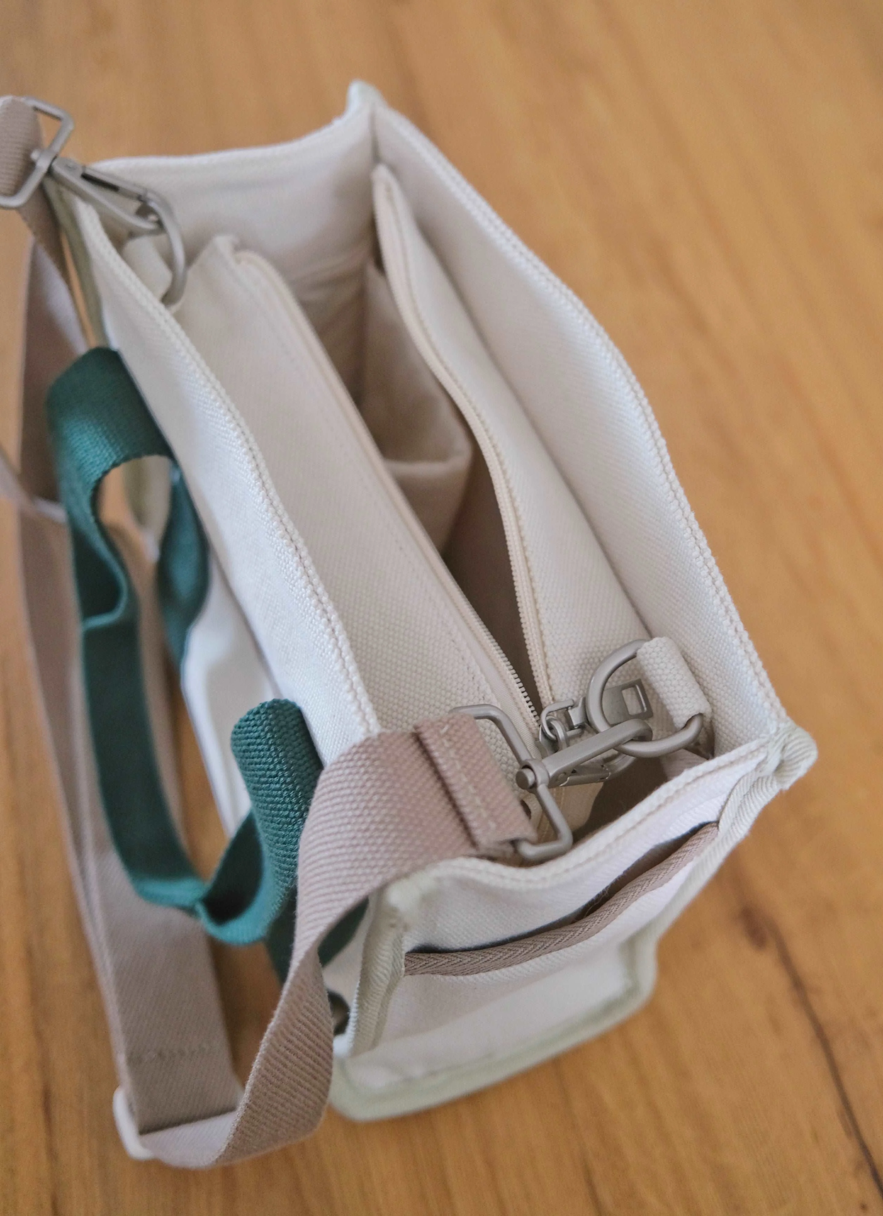 Preorder: No.10 Medium Tote Bag v3 - Image 17