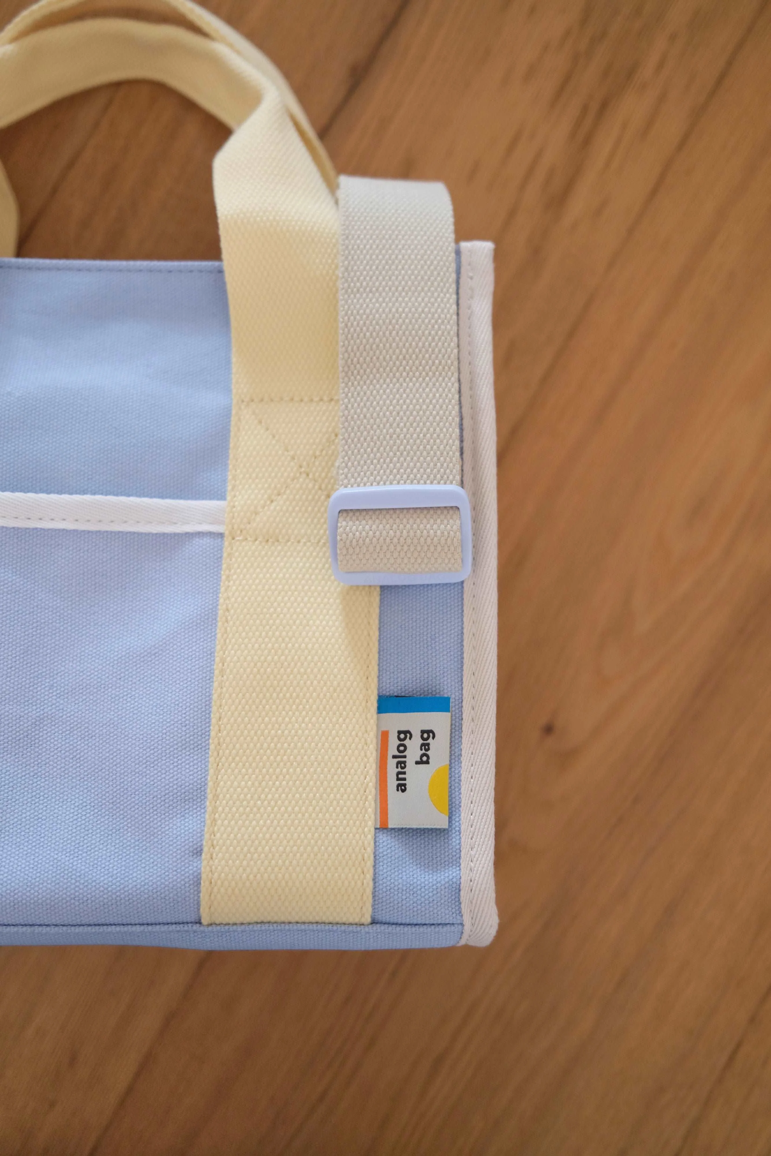 Preorder: No.17 Medium Tote Bag v3 - Image 11
