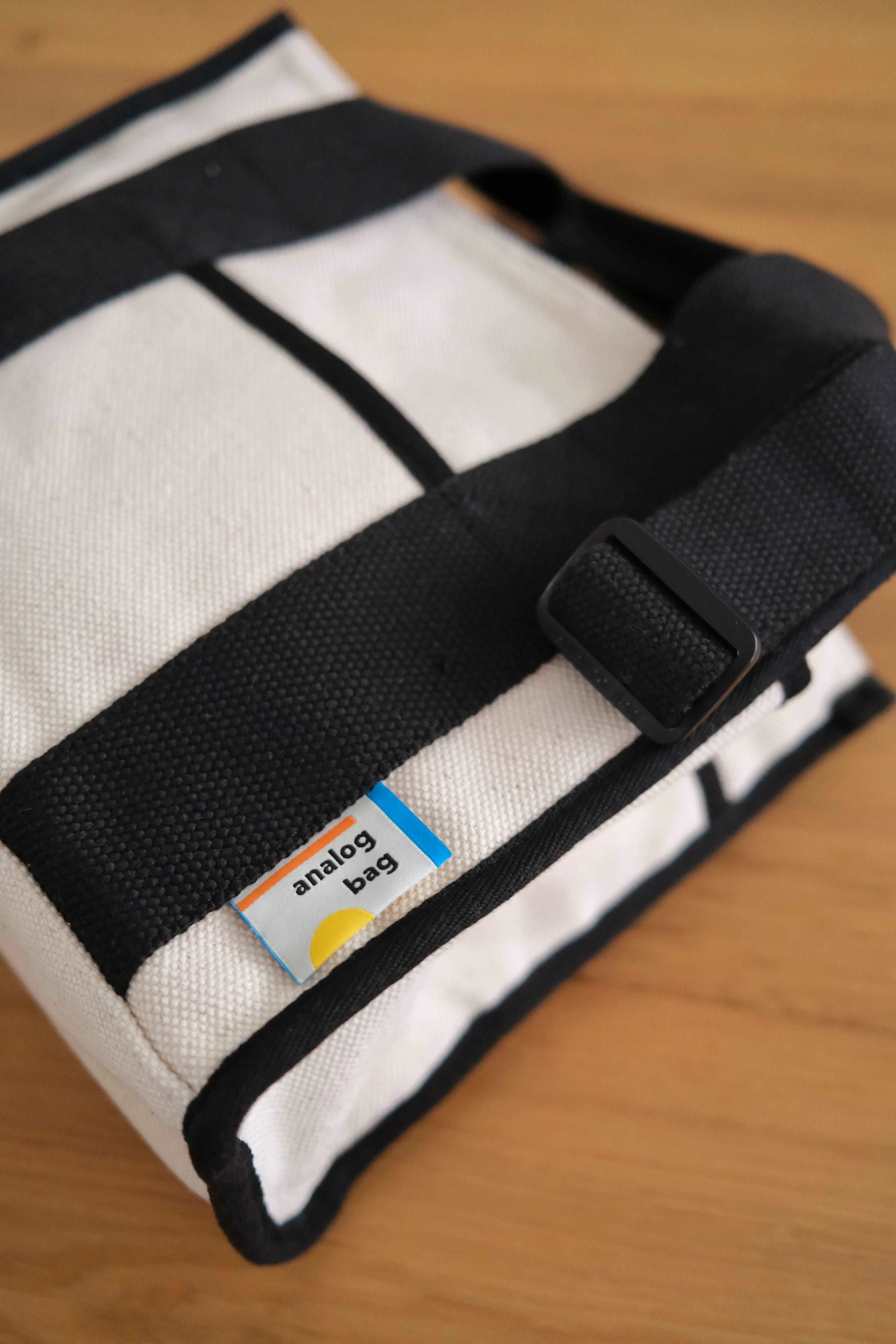Analog No.18 Medium Tote Bag (Water Repellent Canvas) v2 - Image 9