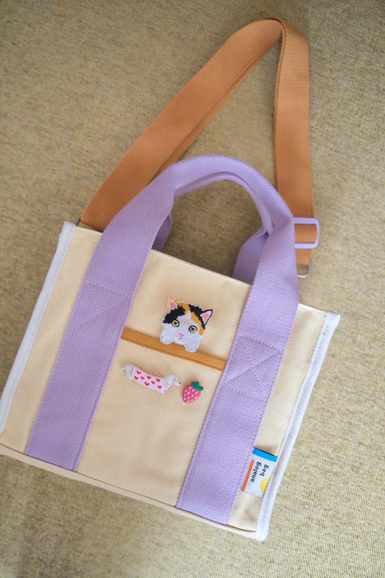 Analog No.21 Medium Tote Bag (Limited Edition) - Image 10