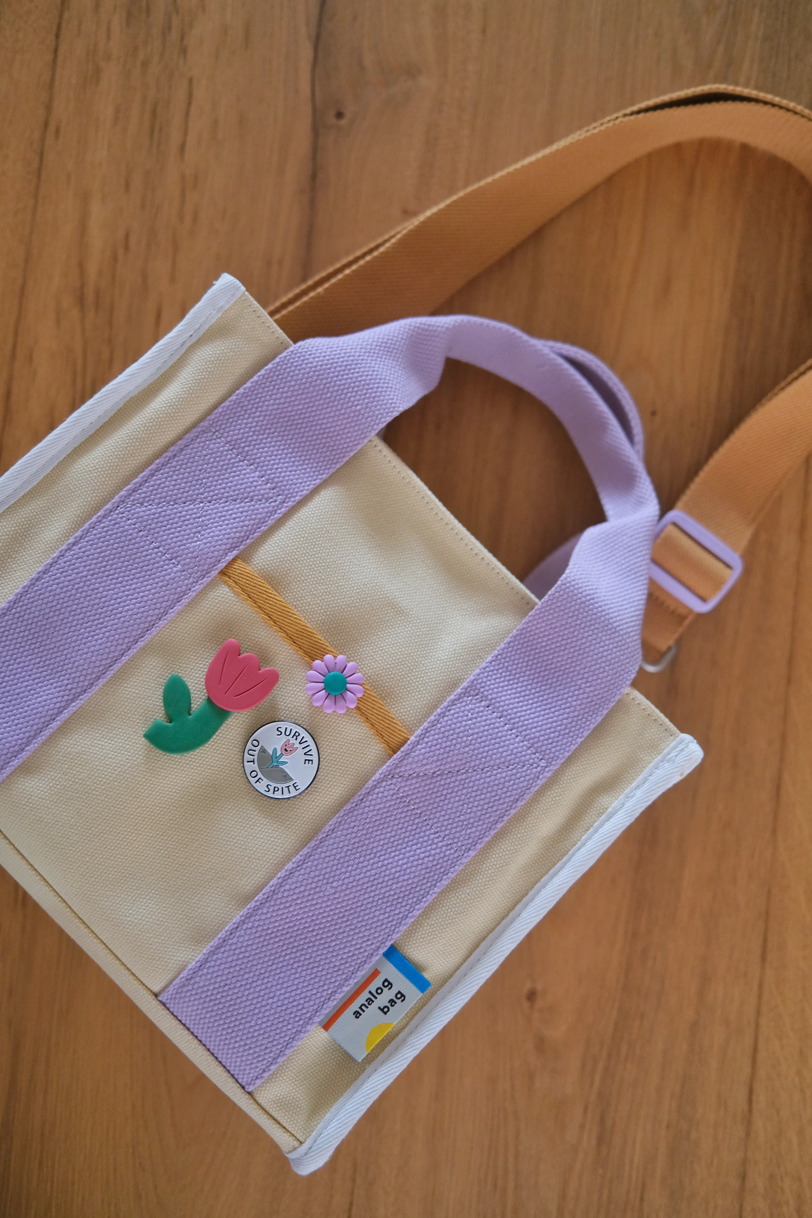 Analog No.21 Medium Tote Bag (Limited Edition) - Image 13