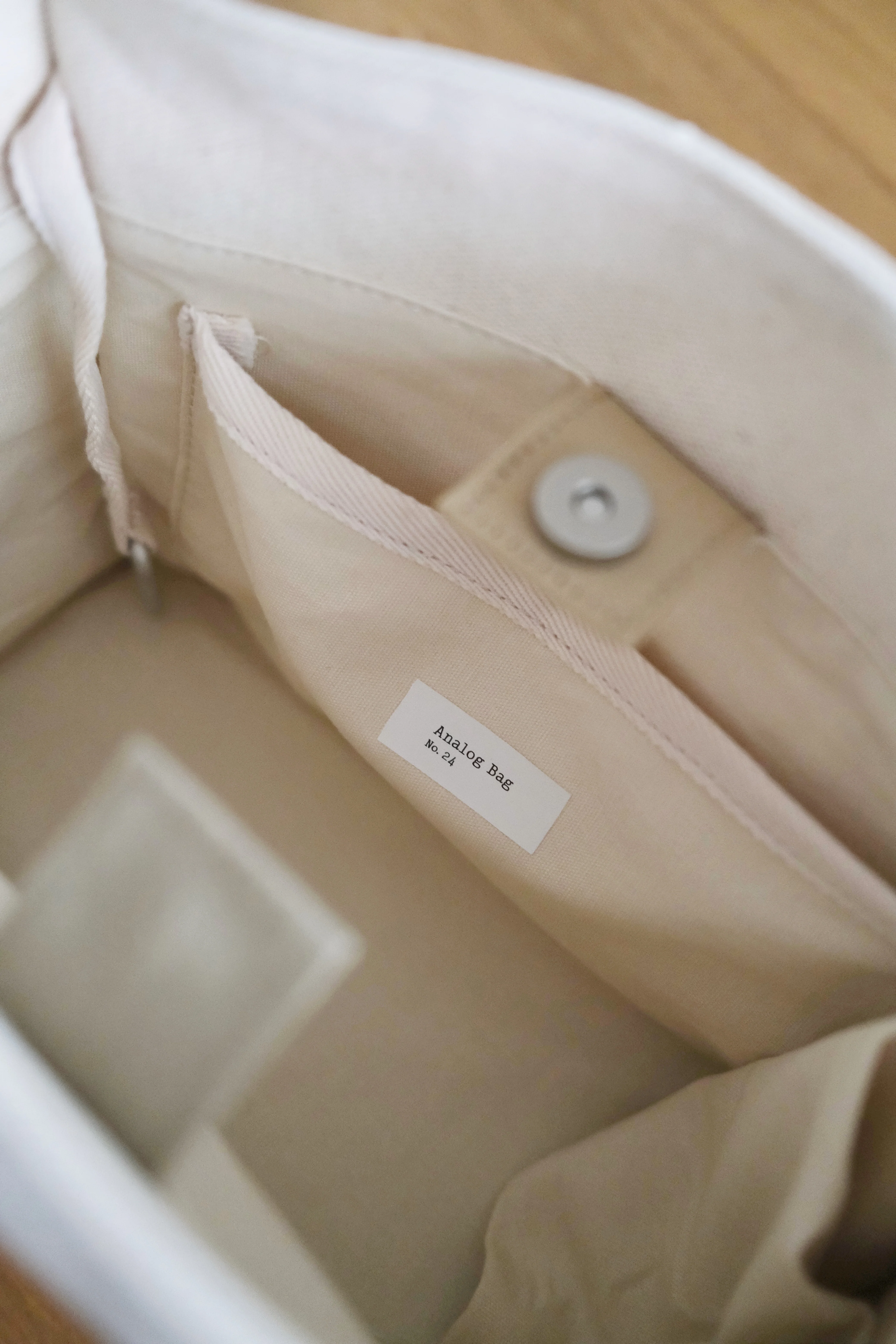 Analog No.24 Medium Tote Bag (Limited Edition) - Image 13