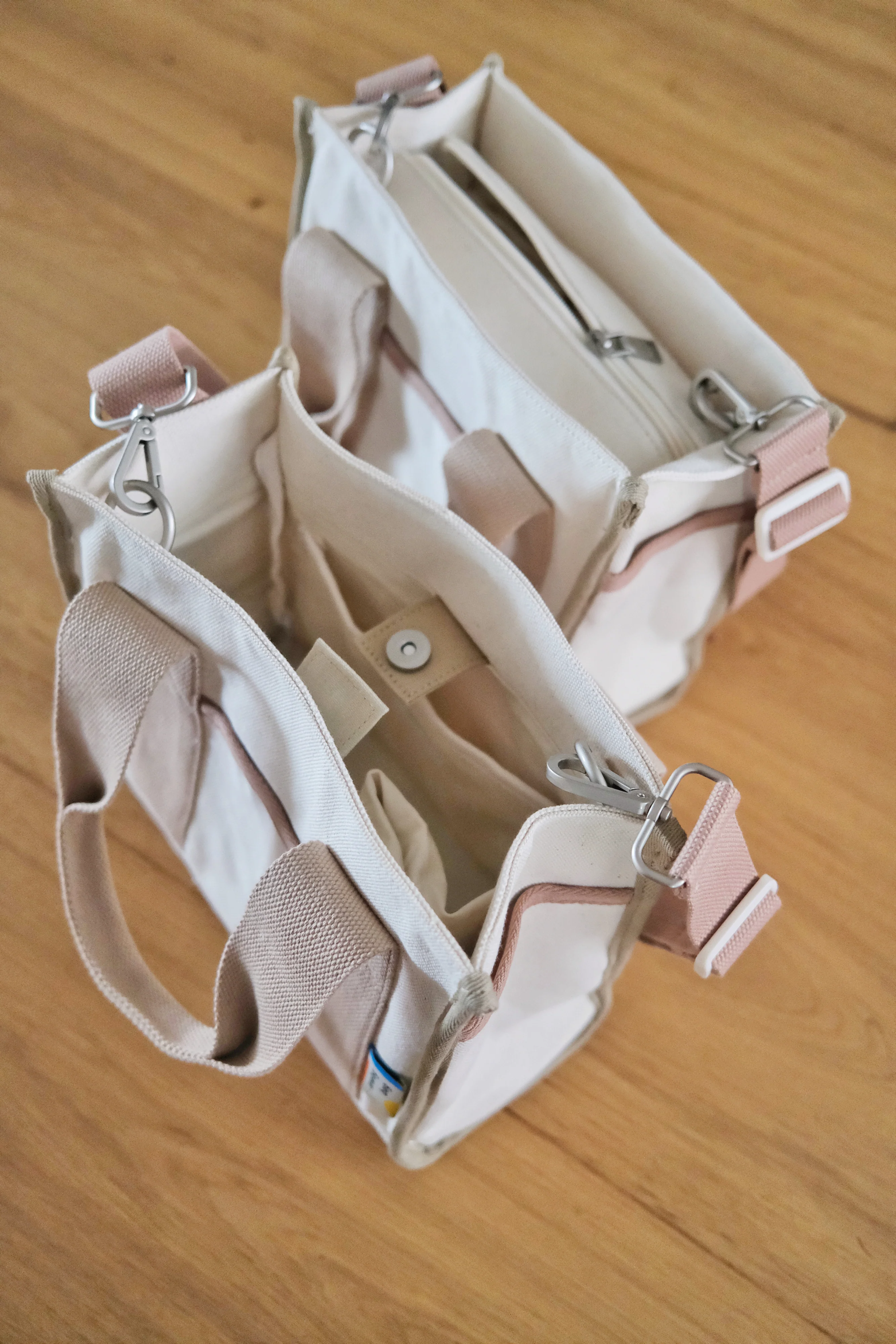 Analog No.24 Medium Tote Bag (Limited Edition) - Image 6