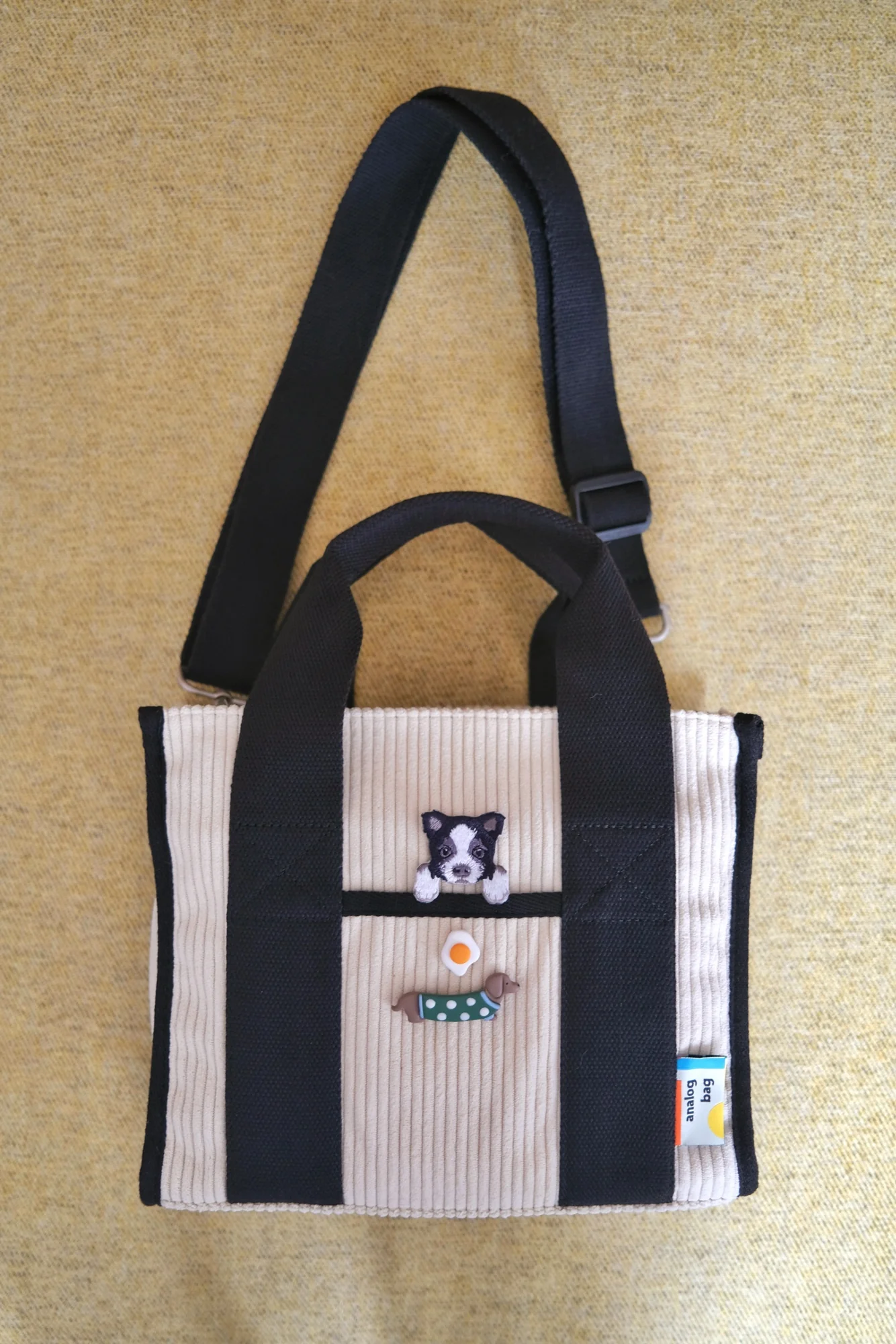 Analog No.30 Medium Tote Bag - Image 19