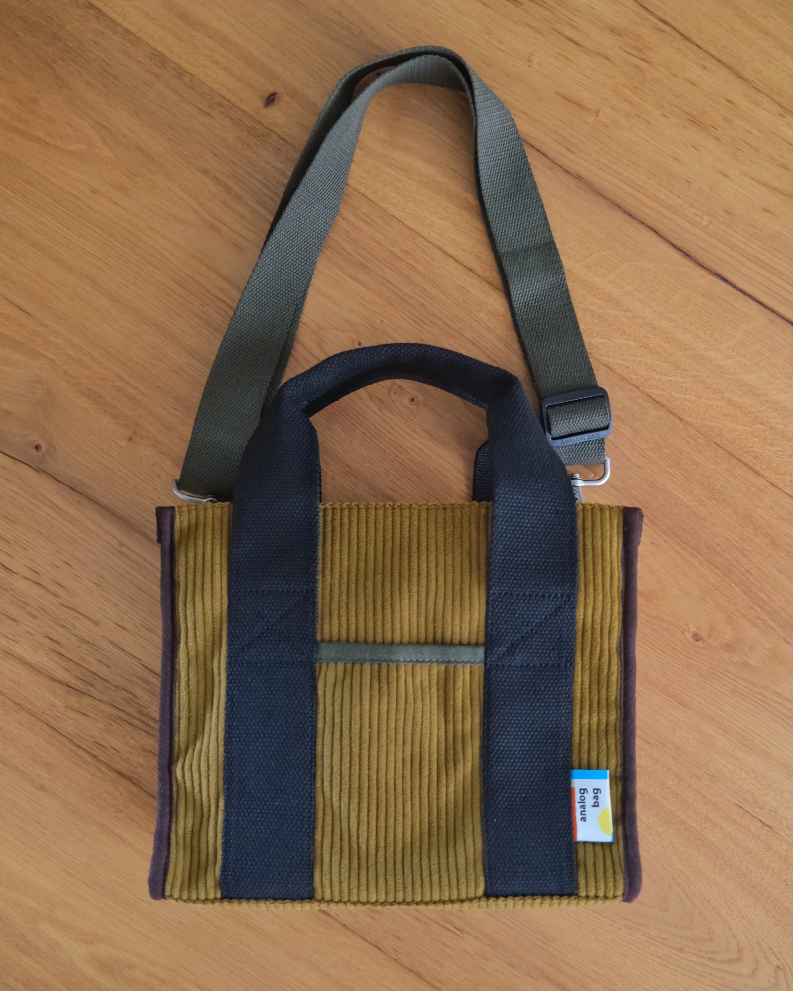 Analog No.31 Medium Tote Bag (Limited Edition) - Water Repellent Corduroy - Image 15