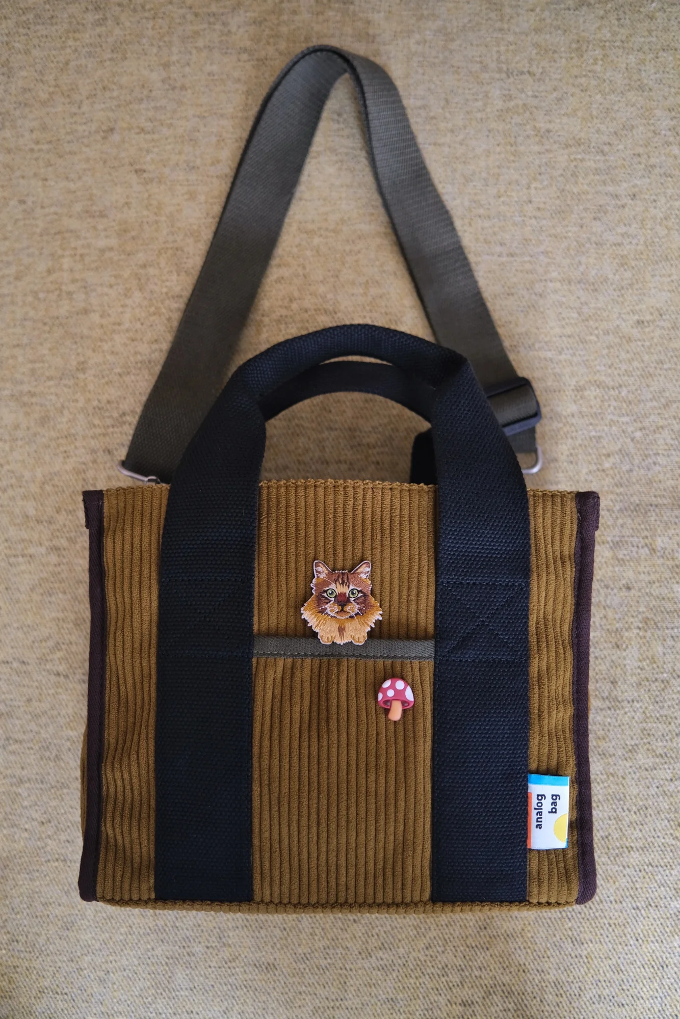 Analog No.31 Medium Tote Bag (Limited Edition) - Water Repellent Corduroy - Image 9
