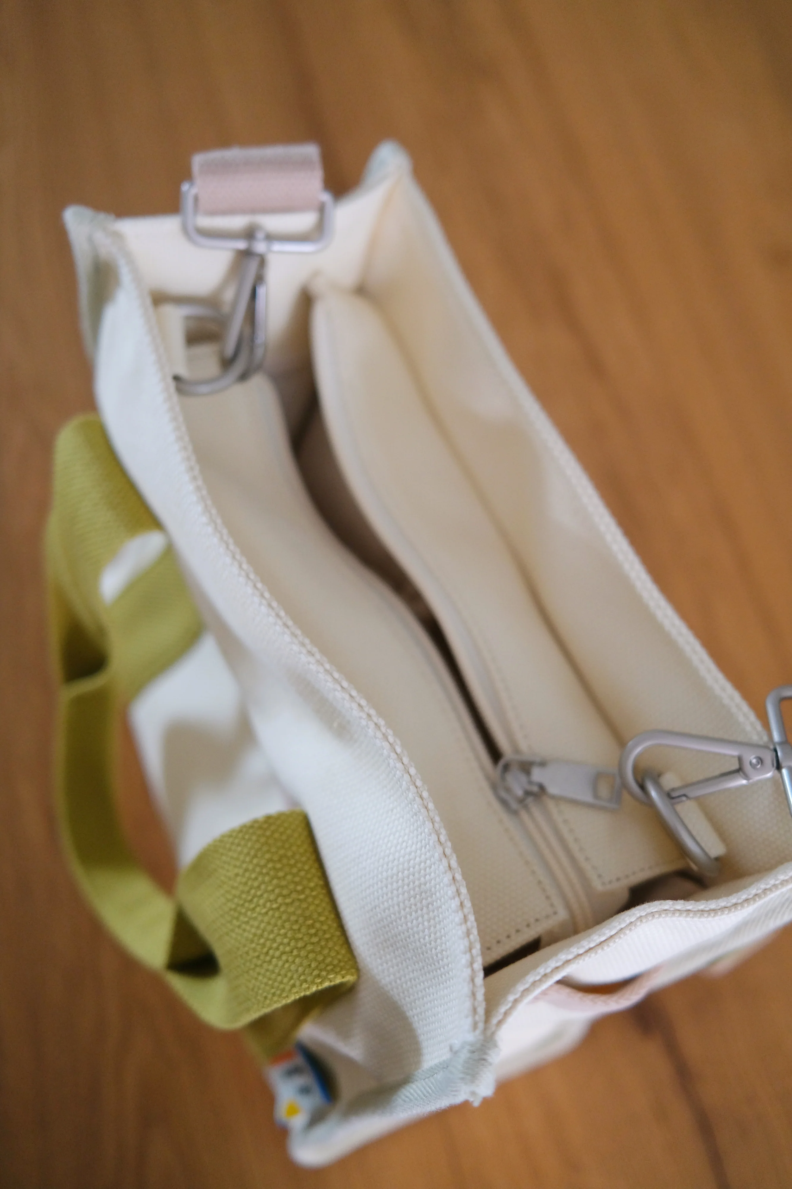 Analog No.8 Laptop Tote (Limited Edition) - Image 9