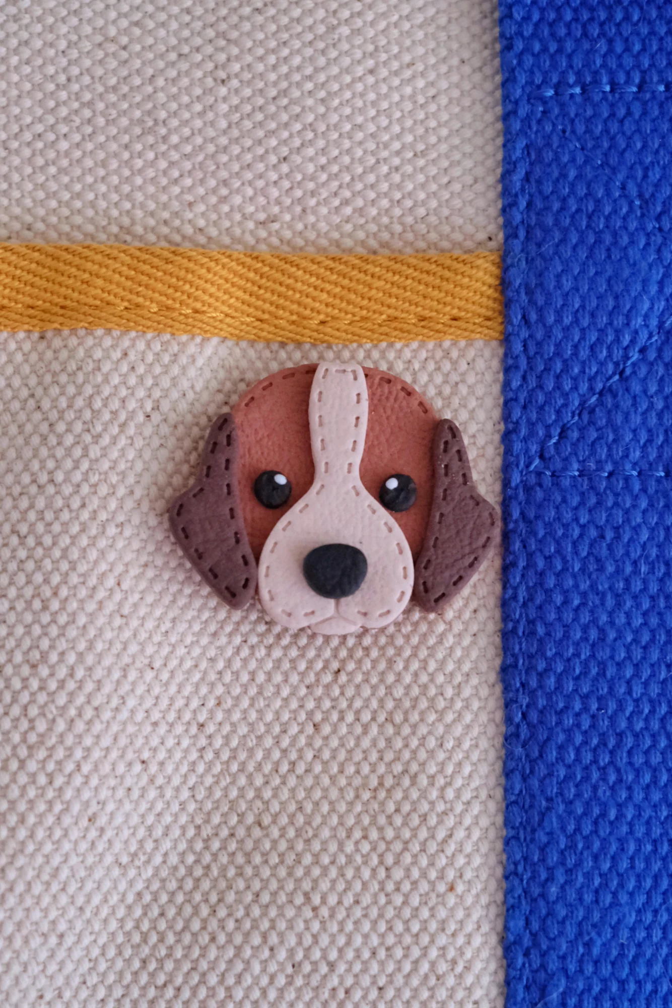 Beagle Clay Bobbin