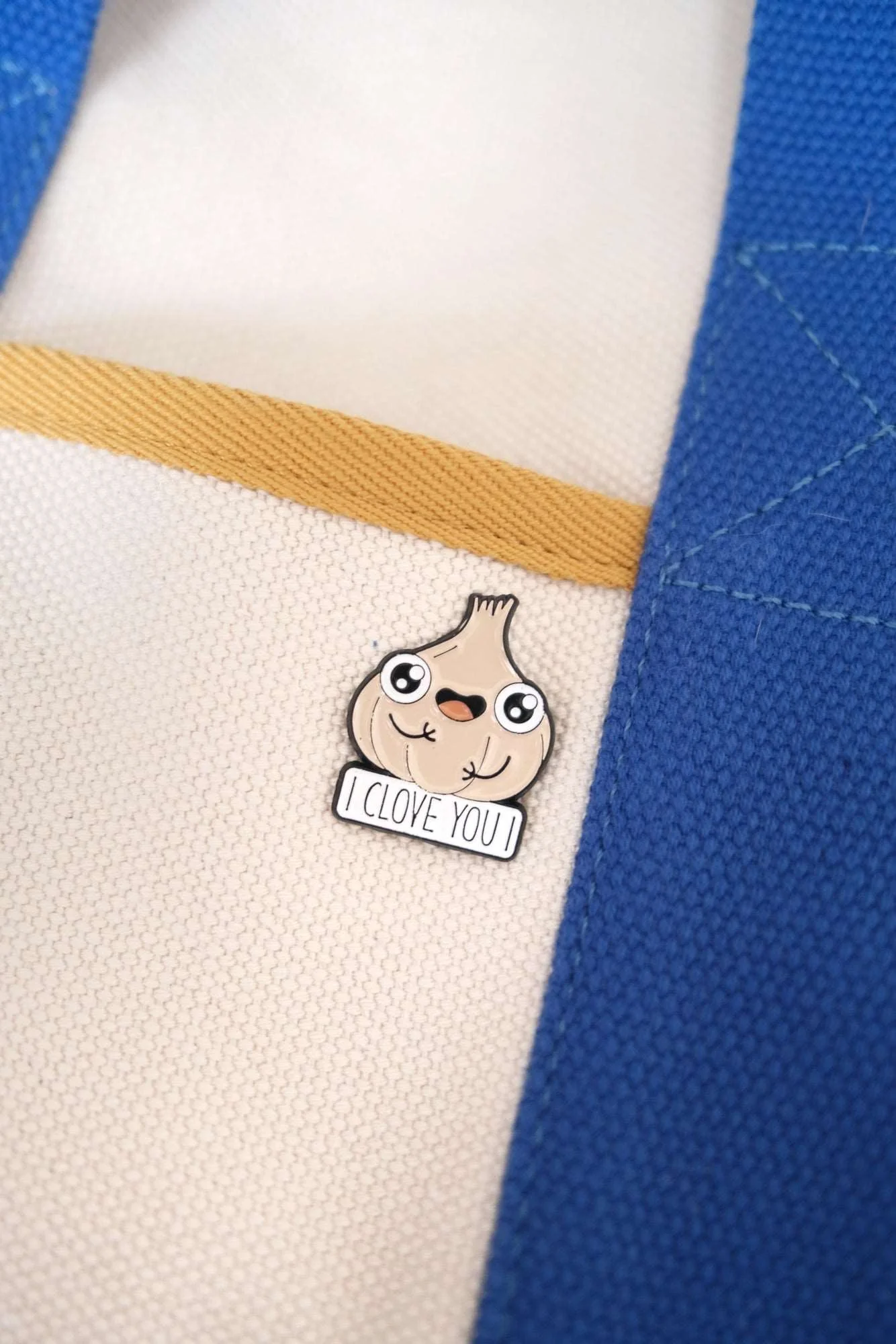 "I Clove You" Enamel Pin - Image 4