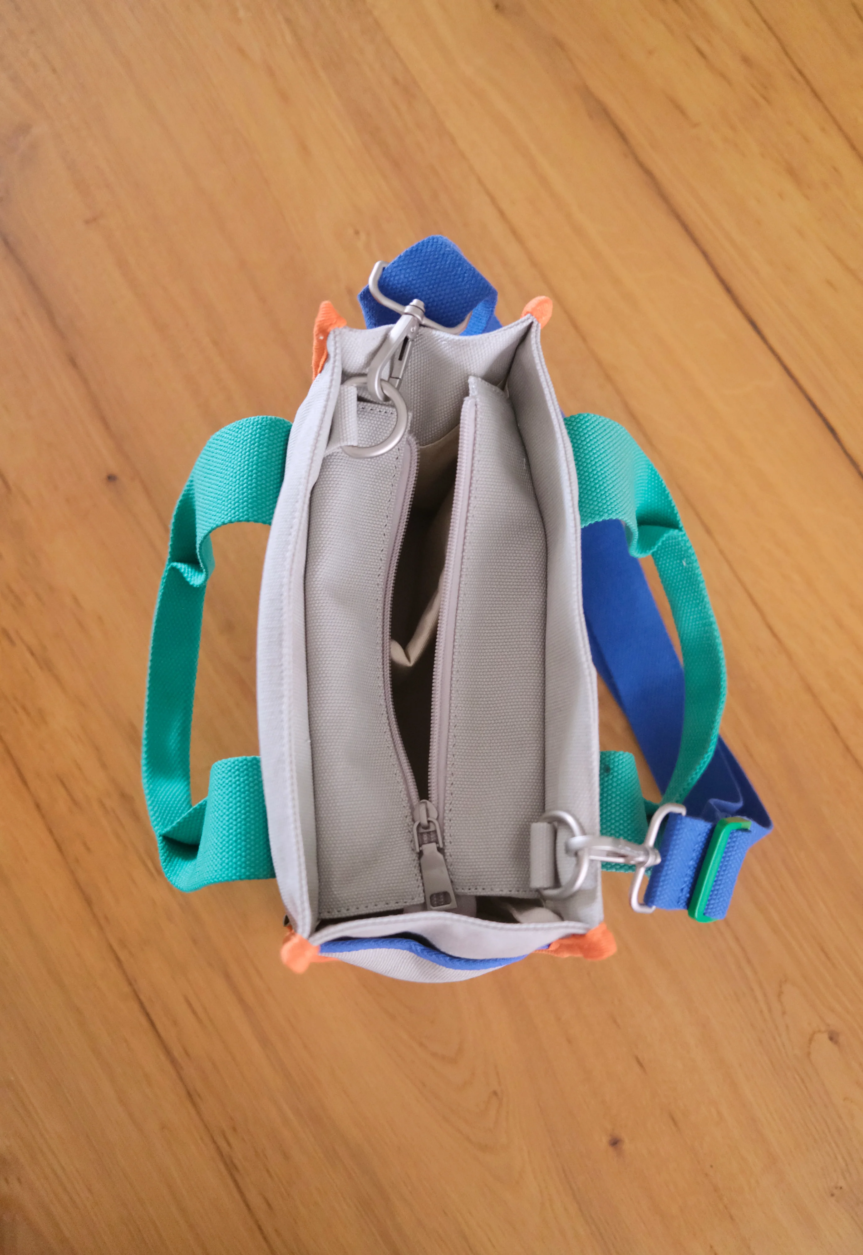 New: No.28 Medium Tote Bag (Limited Edition) - Water Repellent - Image 6