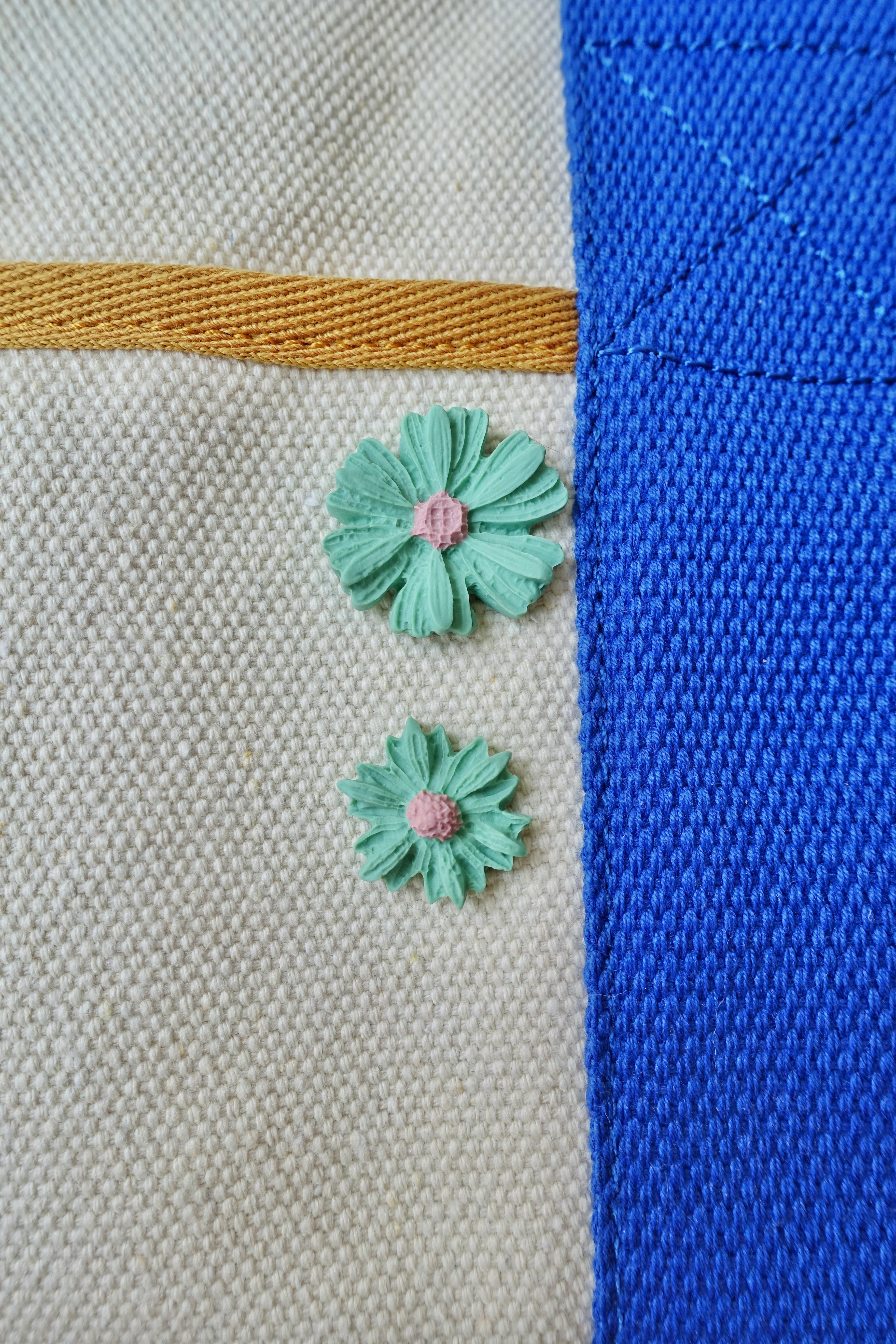 Poppy Bobbin - Image 3