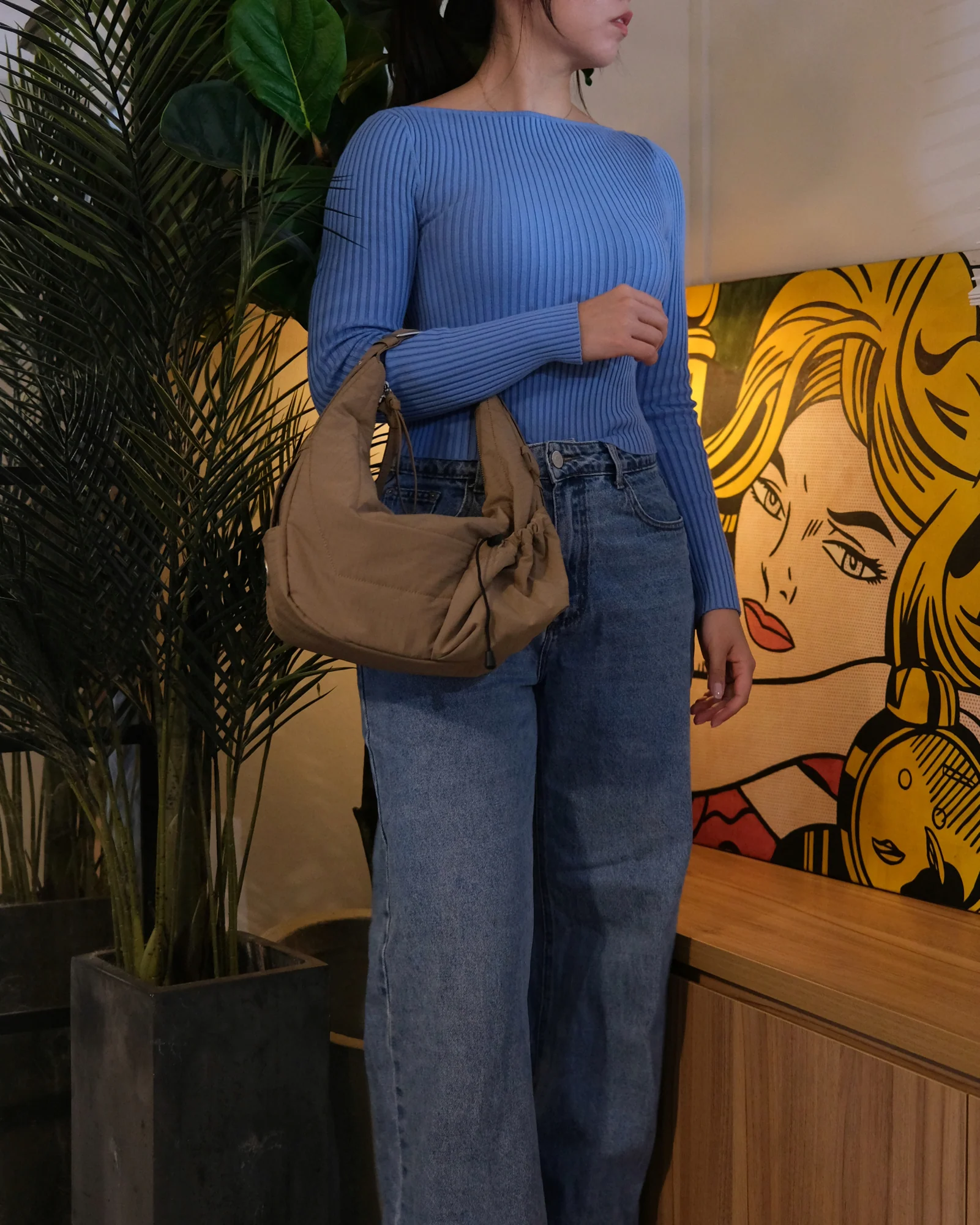 The Medium Utility Bag - Chai - Image 6