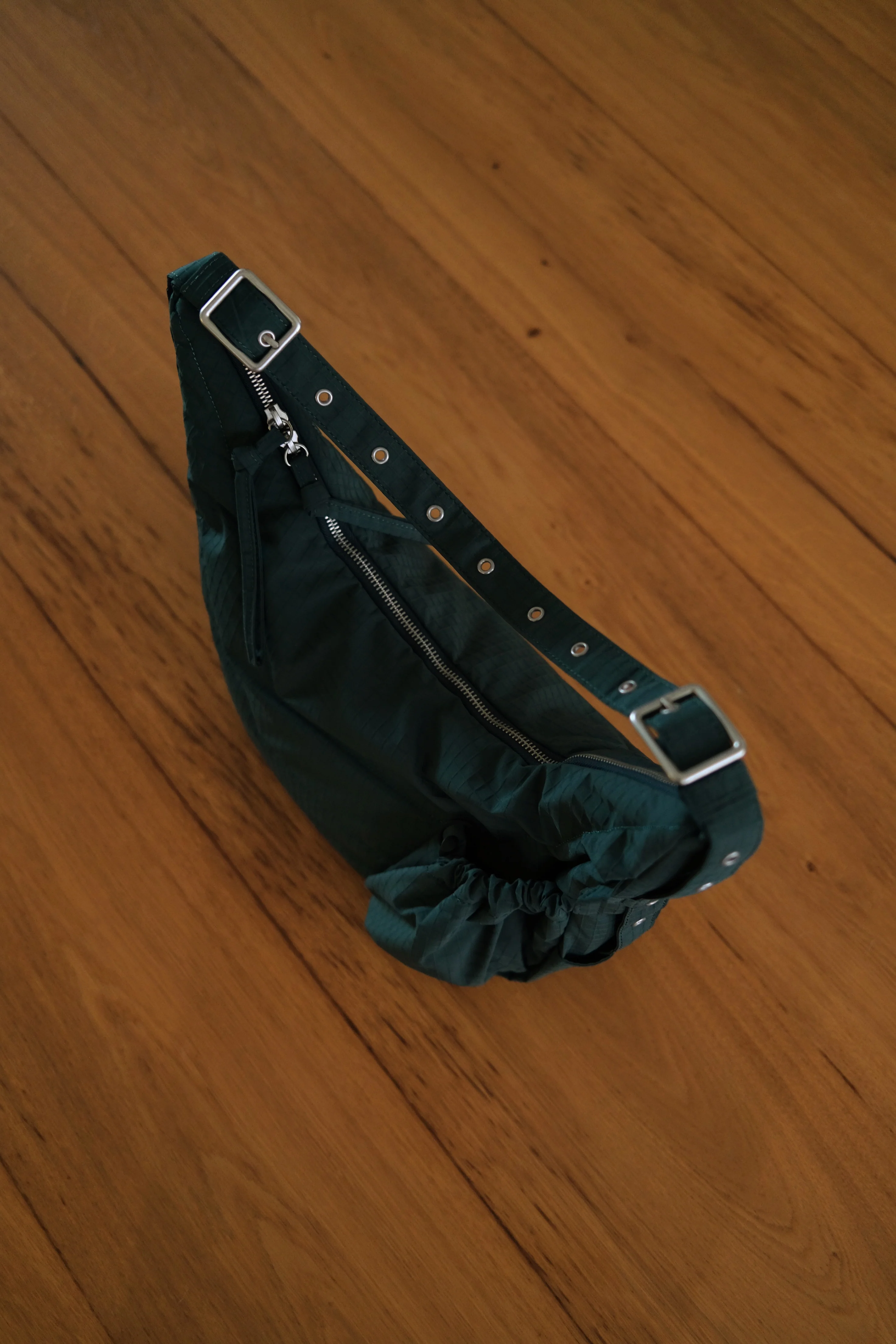 The Medium Utility Bag - Pine - Image 12