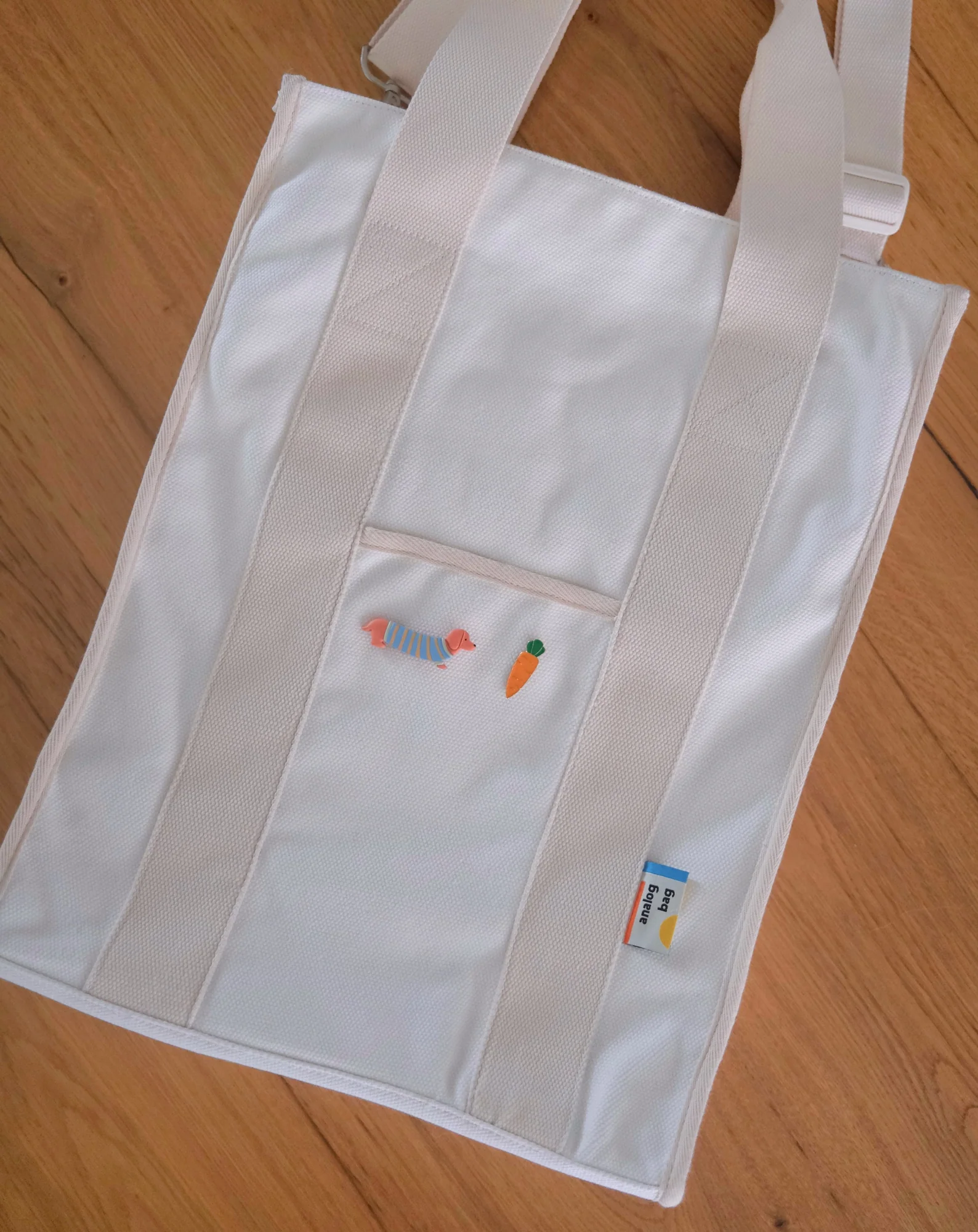 The Off-White XL Laptop Tote (Water Repellent) - Fits up to 17” laptops - Image 12