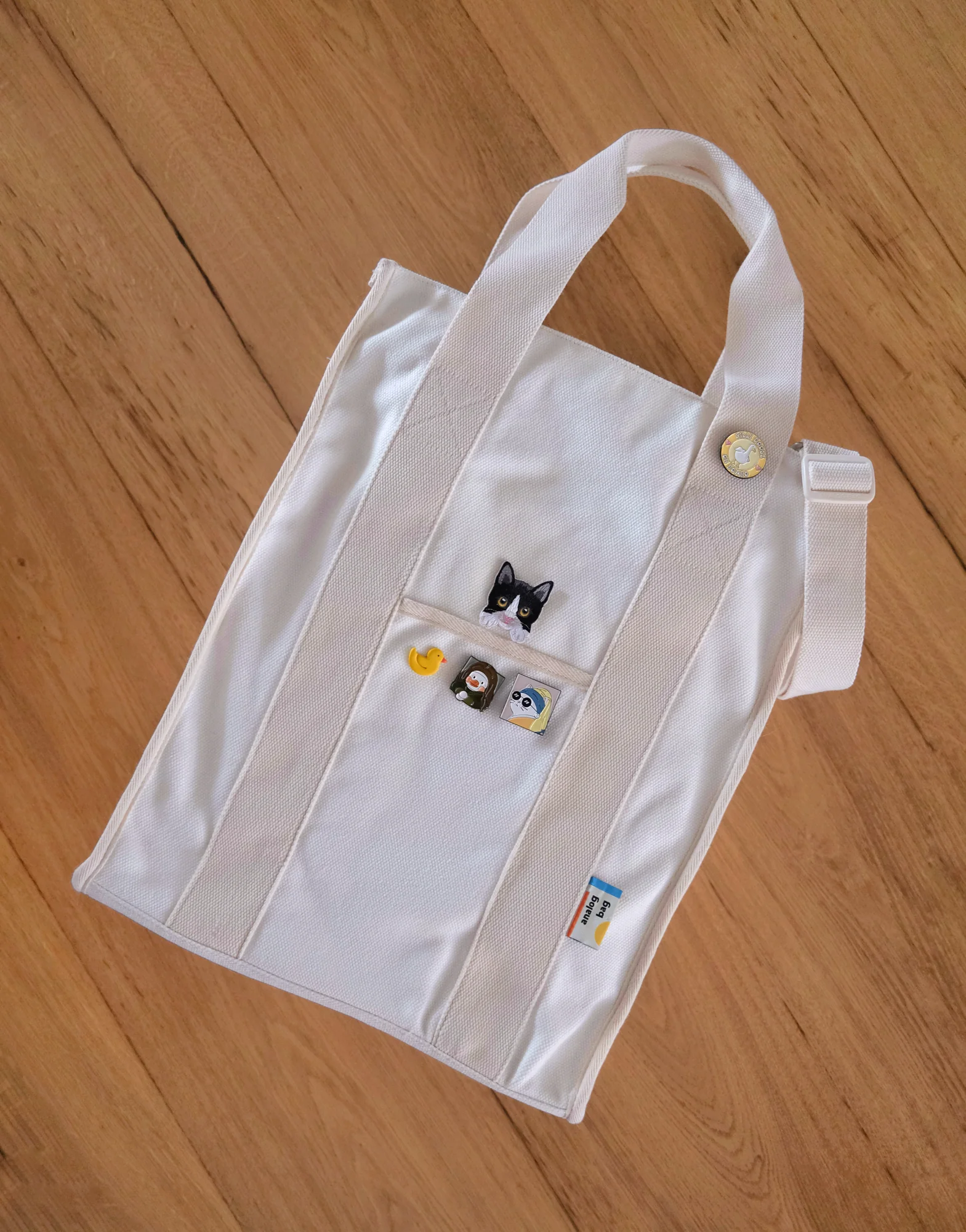 The Off-White XL Laptop Tote (Water Repellent) - Fits up to 17” laptops - Image 9